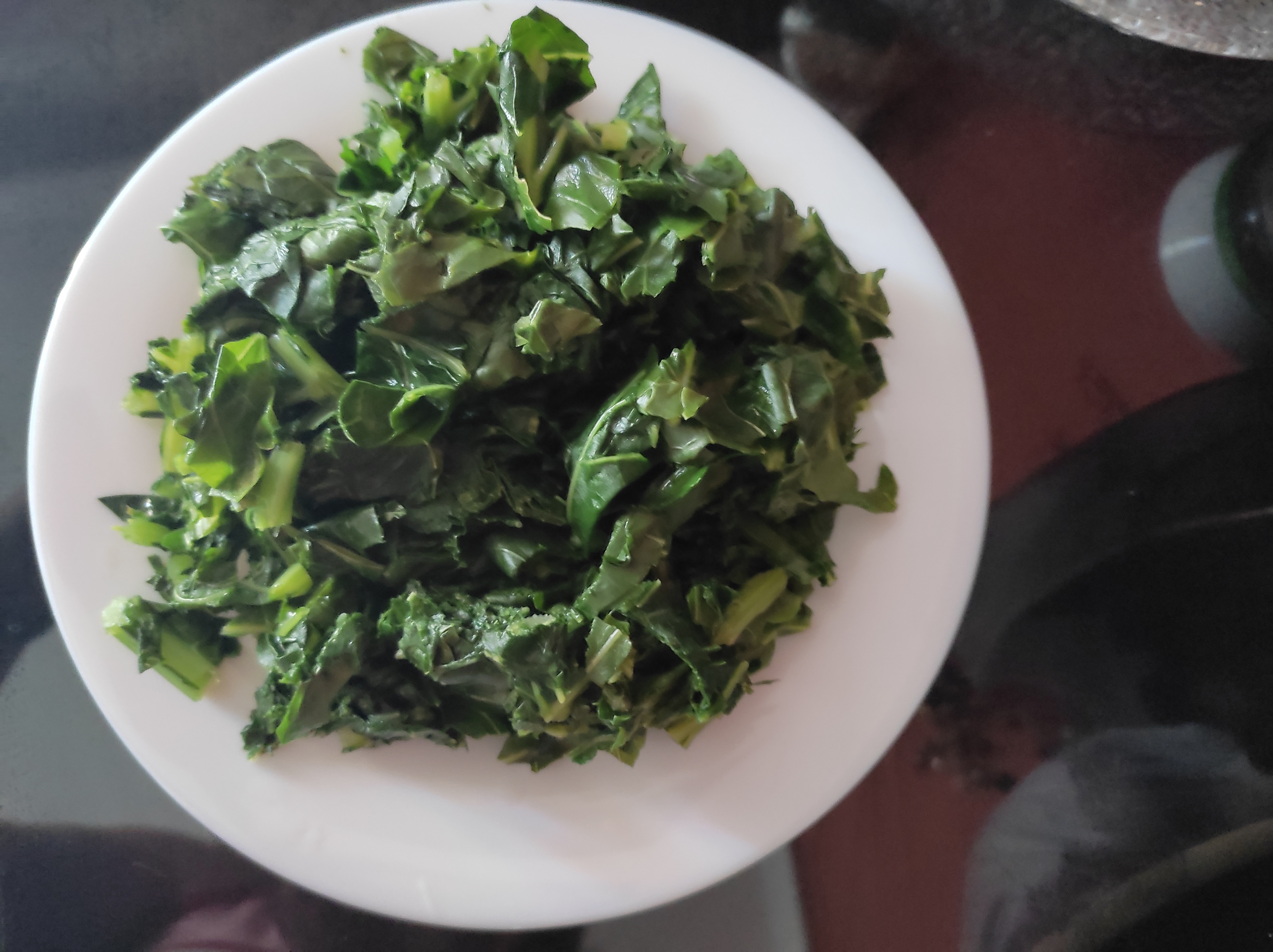 Βρασμένα μαύρα λάχανα